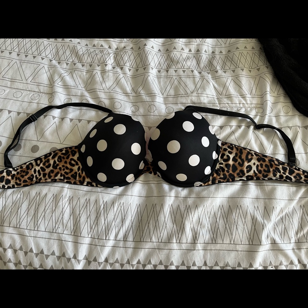 Victoria Secret push up bra size 36C